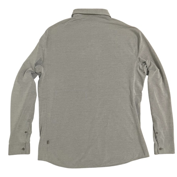 lululemon athletica Men's Casual Gray Button Down Shirt - Picture 2 of 8